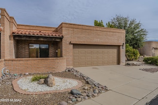 1510 W Camino Urbano, Green Valley, AZ 85622