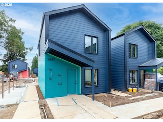 9947 SE Cottage Ln Unit 3, Milwaukie, OR 97222