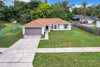 104 N Main Ave, Minneola, FL 34715