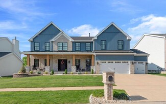 1520 Legacy Cir, Fenton, MO 63026