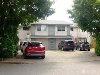 308 35th St SE, Auburn, WA 98002