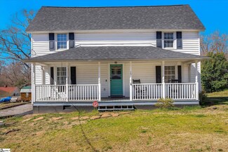 17 Hammett St, Piedmont, SC 29673