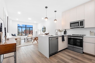 99 Storms Ave Unit 3030, Jersey City, NJ 07306