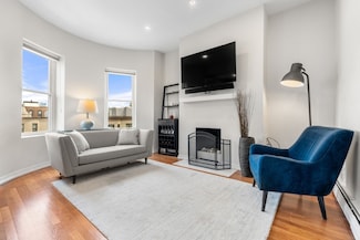 11 Albemarle St Unit 4, Boston, MA 02115