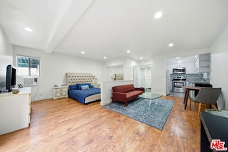 5651 Windsor Way Unit 108, Culver City, CA 90230