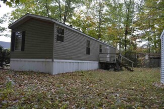 15 Page St, Plymouth, NH 03264