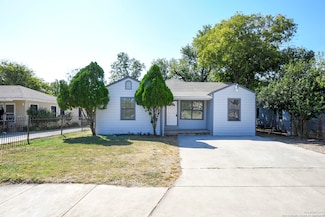 1018 Alametos, San Antonio, TX 78201