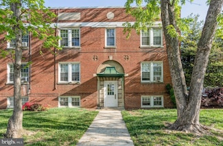 402 E Glendale Ave Unit 10, Alexandria, VA 22301