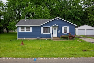 1720 N 27th St, Decatur, IL 62526