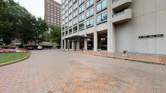 65 E India Row Unit 4H, Boston, MA 02110