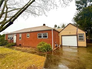 85 Hilton Ave, Riverside, RI 02915