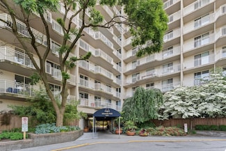 1055 River Rd Unit SO301, Edgewater, NJ 07020