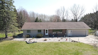 3787 Buzzell Rd, Gladwin, MI 48624