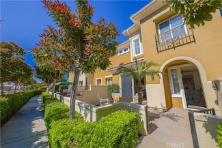 192 Via Vicini, Rancho Santa Margarita, CA 92688