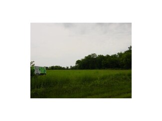 819 NE 23 Hwy, Knob Noster, MO 65336