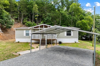 941 Thinwood Dr, Newport, TN 37821