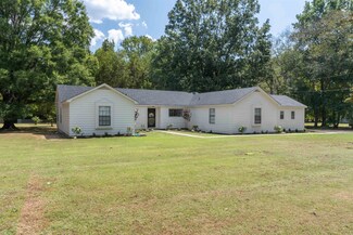 395 Woodbridge Rd, Somerville, TN 38068