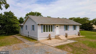 602 David St, Ocean View, DE 19970