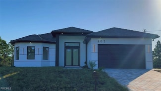 802 Pine Ave, Lehigh Acres, FL 33972