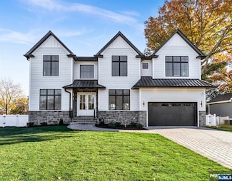 11 Garvey Place, Glen Rock, NJ 07452