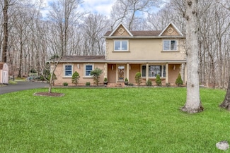 5 Reeder Place, Suffern, NY 10901