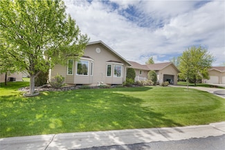 3356 Wild Rose Ln, Great Falls, MT 59401