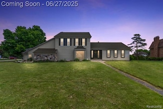 9302 Claridge Dr, Davison, MI 48423