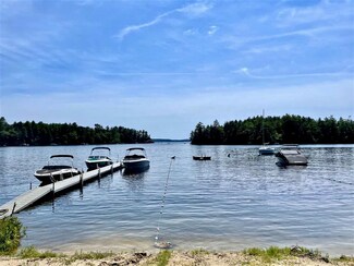 183 Ferry Rd, Moultonborough, NH 03254