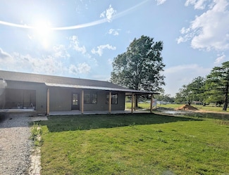 1108 S Dodd St, Rector, AR 72461