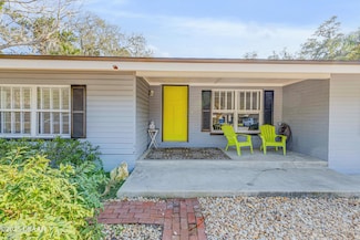 128 Dixwood Ave, Edgewater, FL 32132