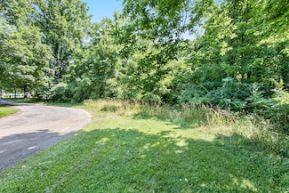 9291 3rd St, Berrien Springs, MI 49103