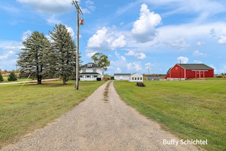 20017 7 Mile Rd, Reed City, MI 49677