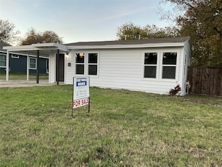 700 Hodgson St, Fort Worth, TX 76115