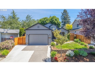 18244 Van Fleet Ave, Sandy, OR 97055