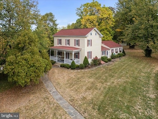 34 Elfman Dr, Doylestown, PA 18901
