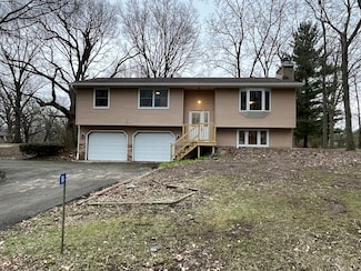 111 Navaho Ln, Loda, IL 60948