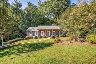 4620 Forest Manor Dr, Winston Salem, NC 27103