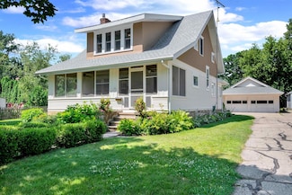 115 N Ferry Dr, Lake Mills, WI 53551