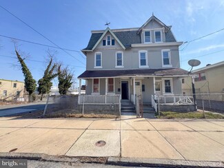 1001 W 7th St, Chester, PA 19013