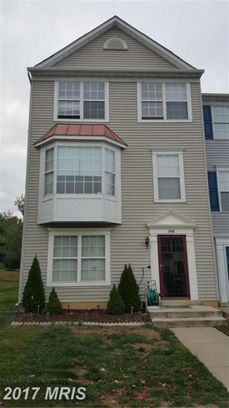 6946 Aquamarine Ct, Capitol Heights, MD 20743