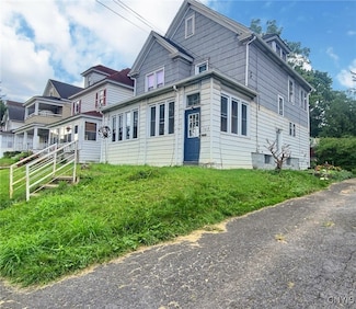 1419 Oak St, Syracuse, NY 13203