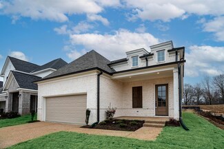 380 Maple St, Oakland, TN 38060