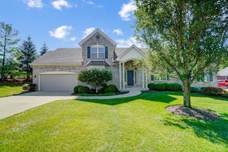 11048 Valleystream Dr, Montgomery, OH 45242