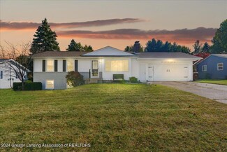 11140 Jerryson Dr, Grand Ledge, MI 48837