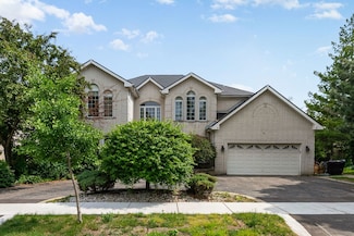 201 E White Oak St, Arlington Heights, IL 60005