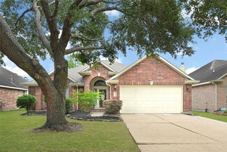 1815 Gillingham Way, Pasadena, TX 77504