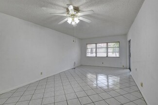 400 NE 20th St Unit B303, Boca Raton, FL 33431