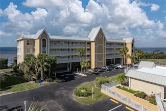 101 N Marion Ct Unit 221, Punta Gorda, FL 33950