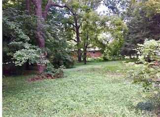 5810 SW Diagonal Rd, Saint Joseph, MO 64504