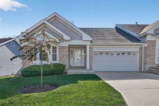 2412 S Lakeridge Ct Unit 6, Lake Saint Louis, MO 63367